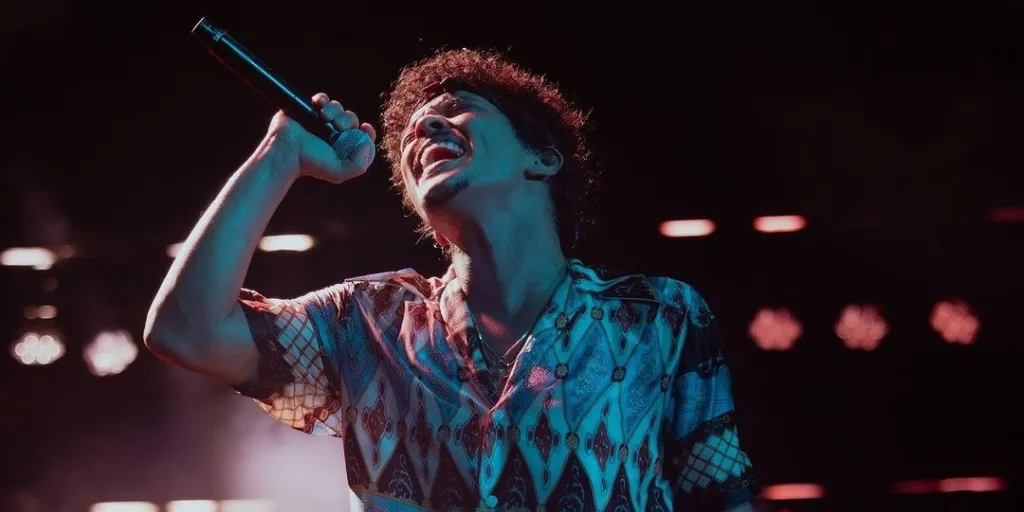 Bruno Mars - Ladies Is Pimps Too