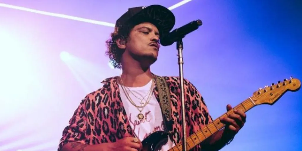 Bruno Mars - Chunky (Terjemahan)