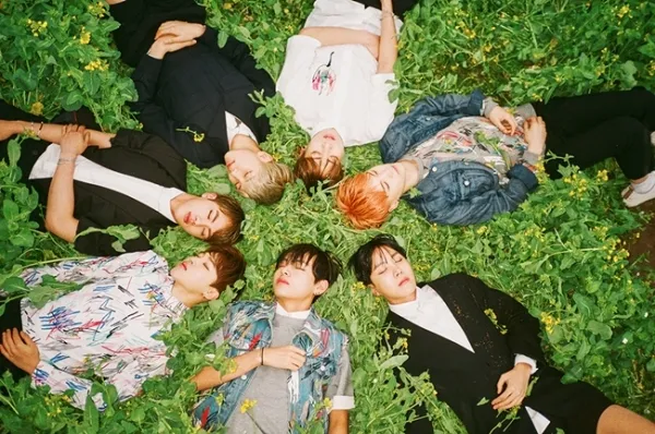 Pihak agensi dengan tegas membantah rumor manipulasi tersebut. ©bighit ent.
