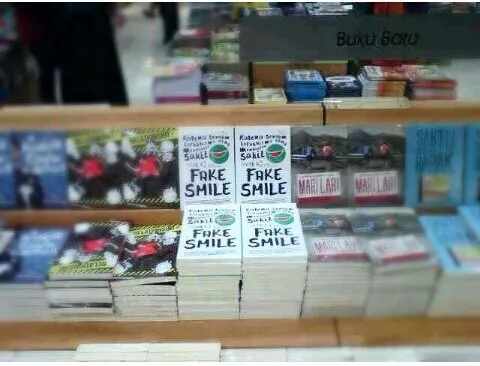 Buku Fake Smile @ (Dok. Twitter/Al Ghazali Kohler