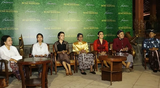 Pram ingin Bumi Manusia diangkat oleh sineas tanah air © Bintang.com/Bambang E. Ros