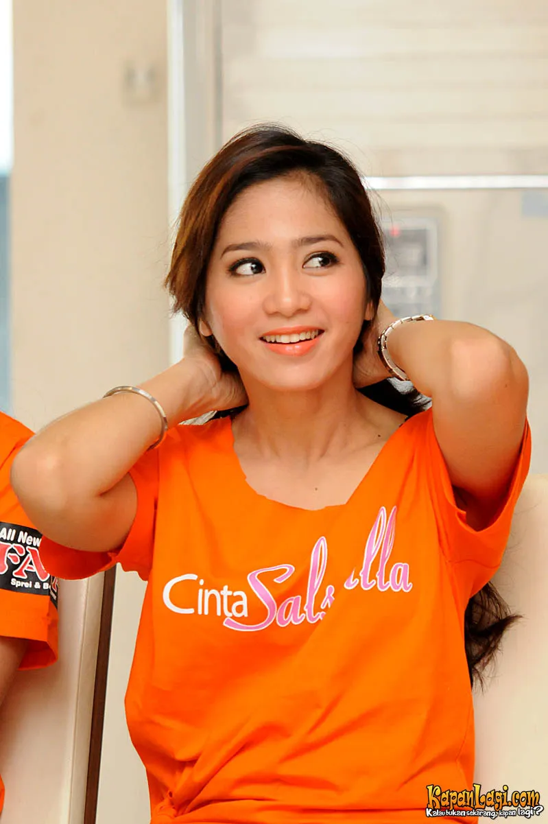 Bunga Zainal Dirumorkan Jadi Istri Kedua