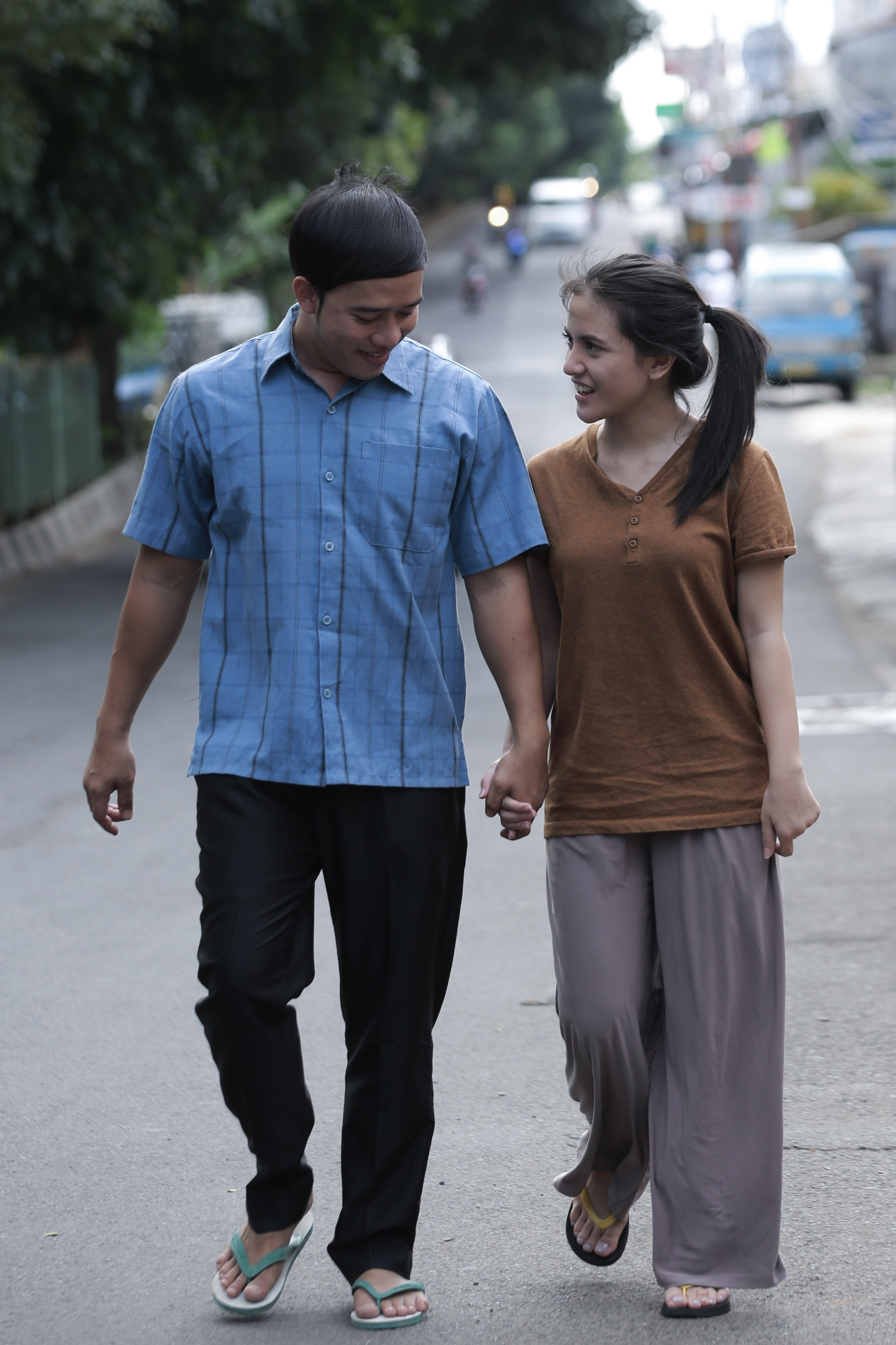 Marsha Aruan dan Ruri dalam salah satu adegan di video klip 'Sayang Sampai Mati' © KapanLagi.com/Budy Santoso