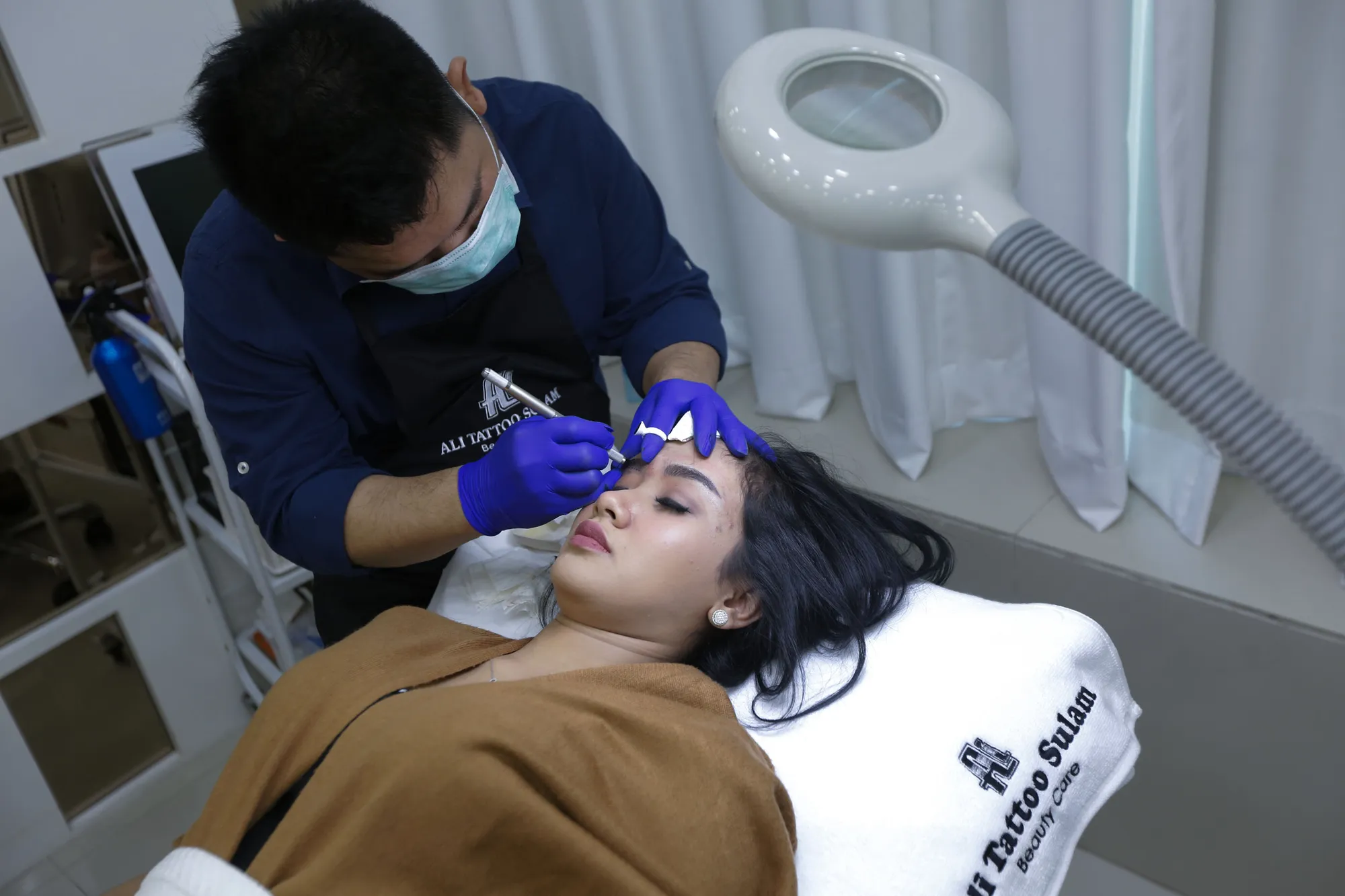 Cita Citata pilih sulam alis dengan teknik baru. ©KapanLagi.com/Budy Santoso