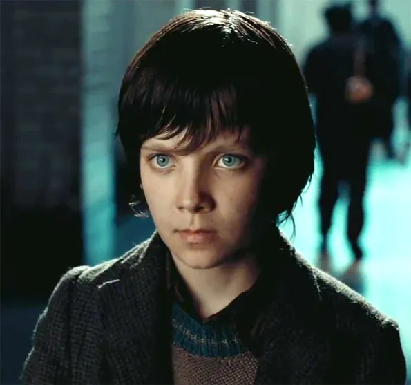 Asa Butterfield dalam film HUGO © thewrap.com