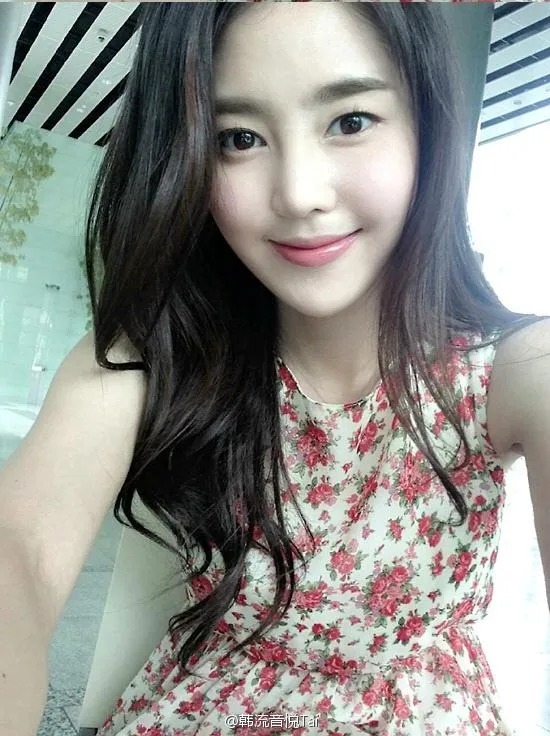 Kim Sa Eun sempat menjadi bagian dari Banana Girl. ©istimewa