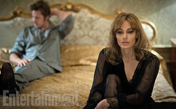 Akankah By The Sea mampu antarkan Brangelina masuk Oscars 2016?/©ew.com