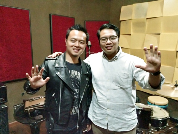 Agung Berry - Kawendra. Dua teman yang saling mendukung karier © Sahal Fadhli