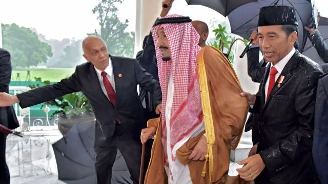 Sementara itu kedatangan Raja Salman ke Indonesia adalah untuk melakukan kerjasama di bidang ekonomi, politik, sosial dan budaya serta rencana investasi © twitter.com/imanlagi