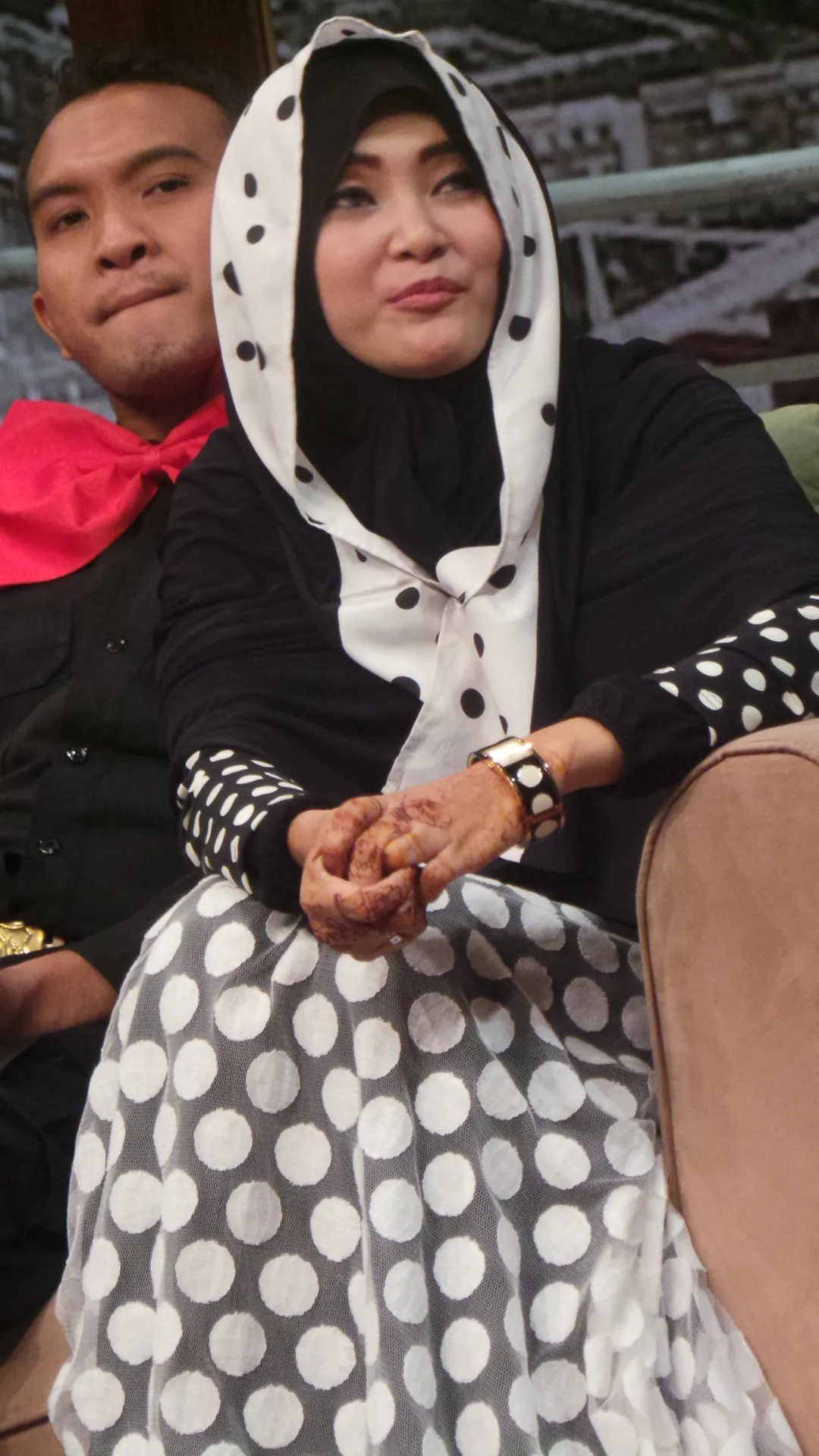 Caisar Aditya menjatuhkan hati kepada Indadari.