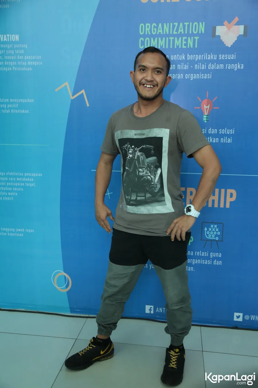 Caisar mendoakan Indadari ketemu jodoh idealnya Š KapanLagi.comŽ/Muhammad Akrom Sukarya