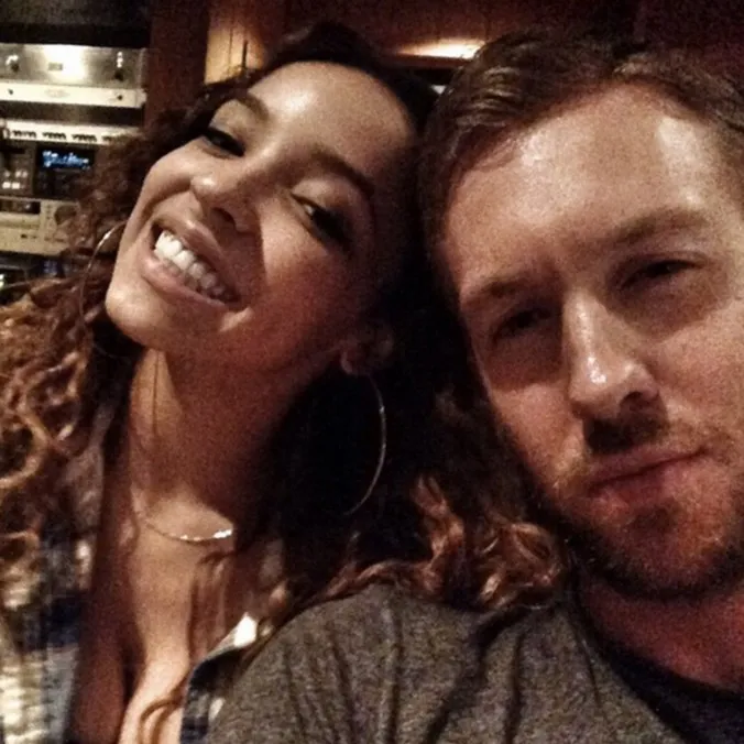 Tinashe mengaku tak punya hubungan dengan Calvin © istimewa
