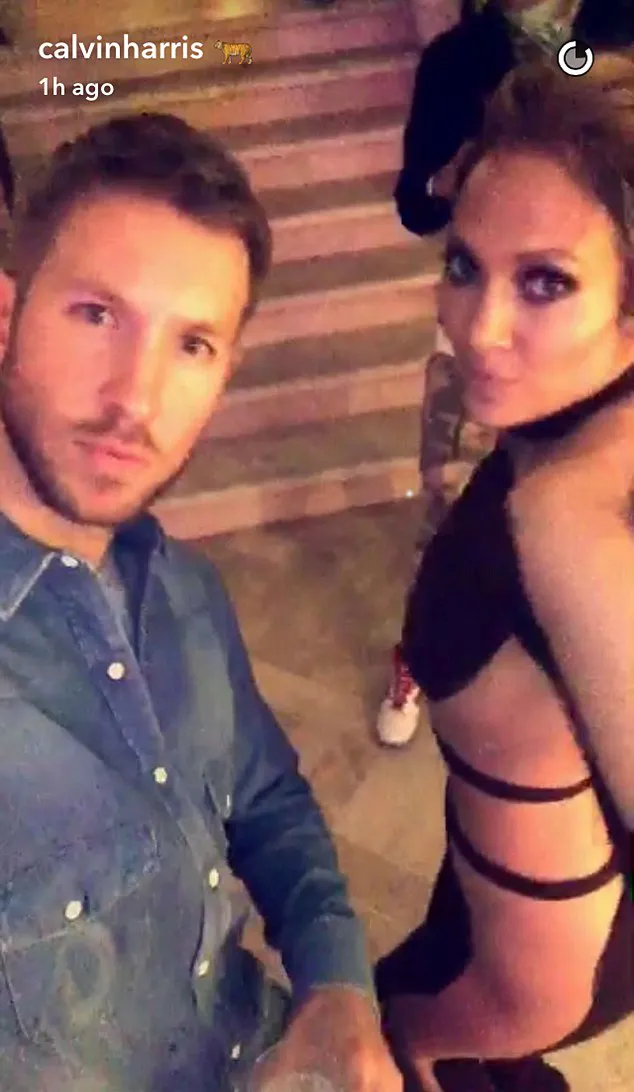 Calvin saat menghadiri pesta ultah J-Lo © Calvin's Snapchat