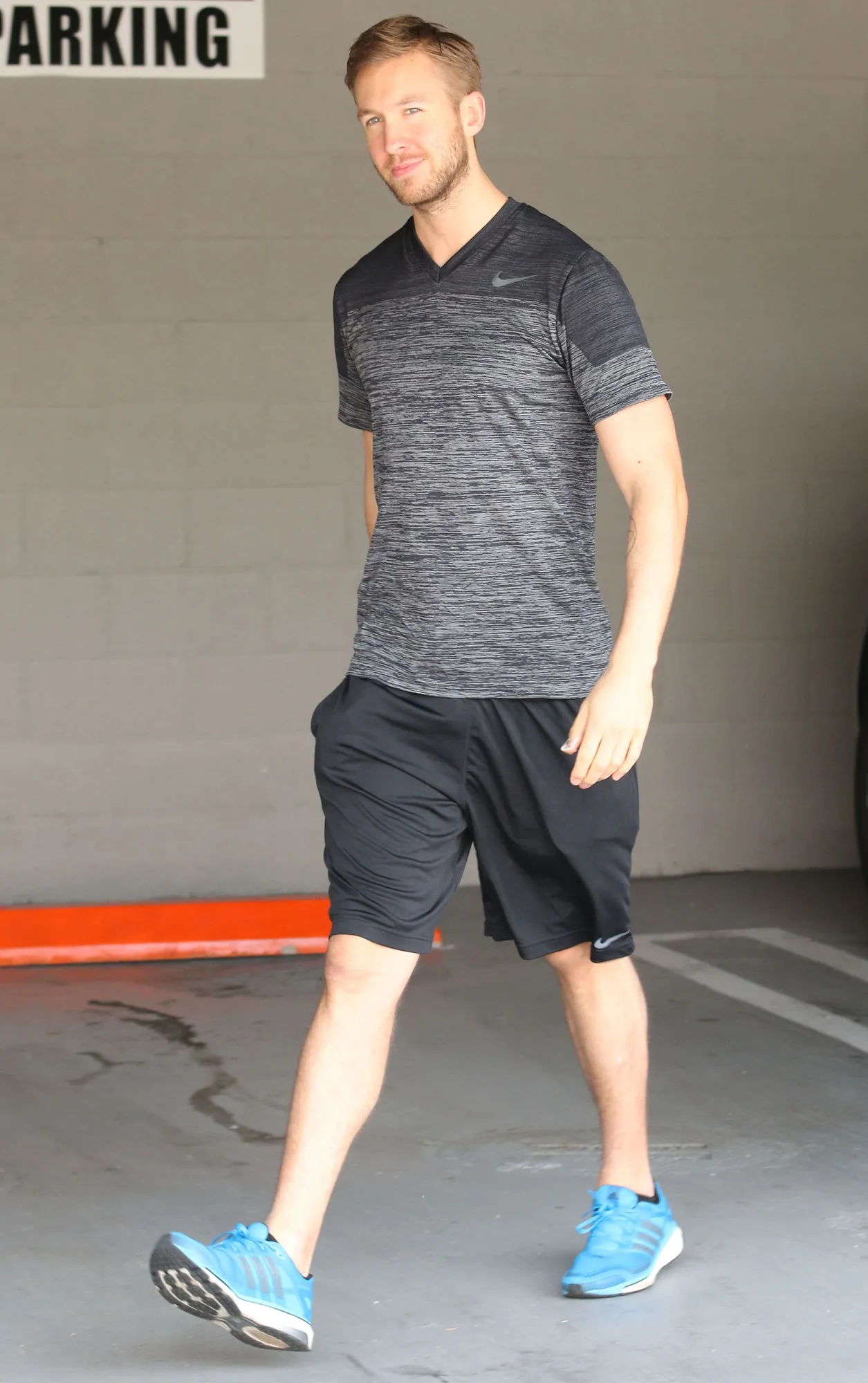 Benarkah Calvin Harris bakal jadi kekasih Taylor Swift? © Splashnews.com