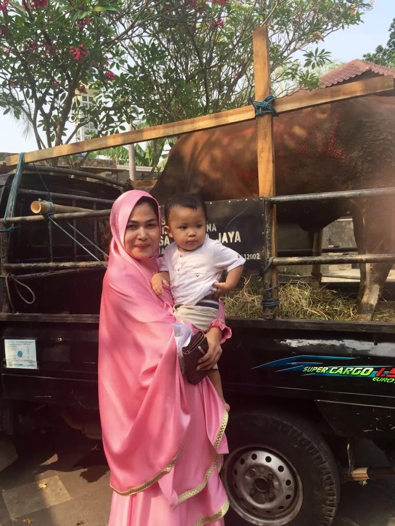 Bukan cuma komitmen, Camel Petir ingin ikut membantu sekaligus berbagi rezeki pada orang lain © KapanLagi.com/Sahal Fadli