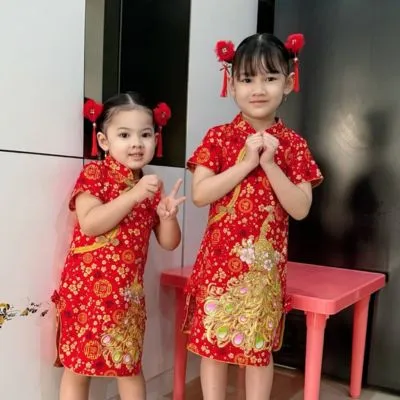 Cantiknya Anak Nella Kharisma Pakai Cheongsam, Bajir Pujian Dari Warganet