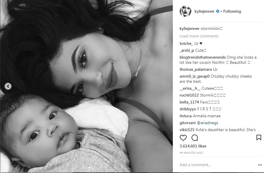 Kira-kira baby Stormi bakal mirip Kylie atau Travis nih? © instagram.com/kyliejenner