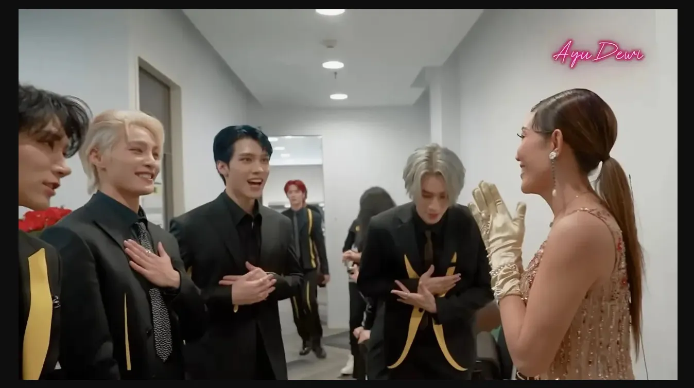 Youtube Ayu Dewi