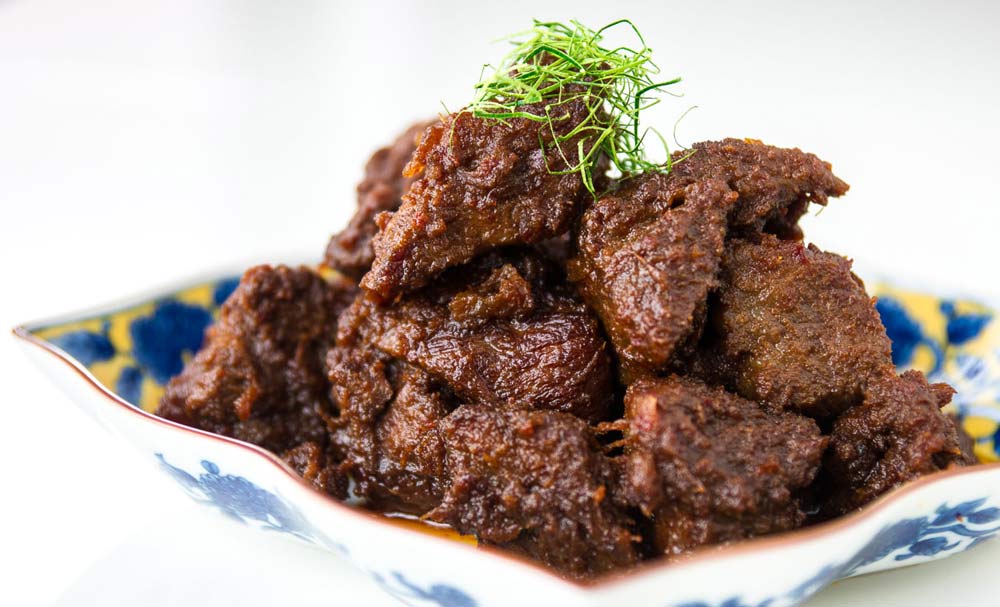 Rendang pernah menjadi masakan paling enak se-dunia berdasarkan voting CNN © masirul.com