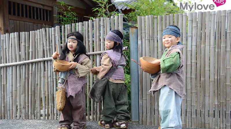 Daehan, Minguk, Manse saat syuting drama Jang Young Shil. © soompi.com