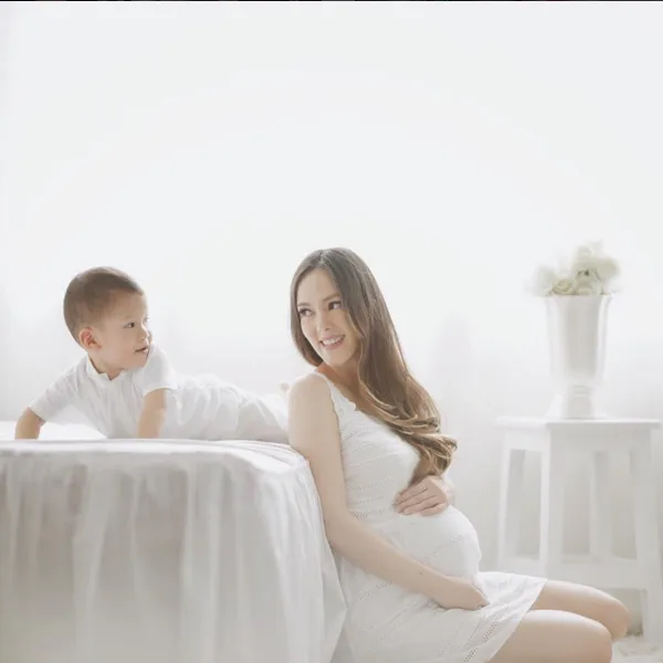 Cathy Sharon merasakan perbedaan hamil anak pertama dan kedua. ©instagram Cathy Sharon