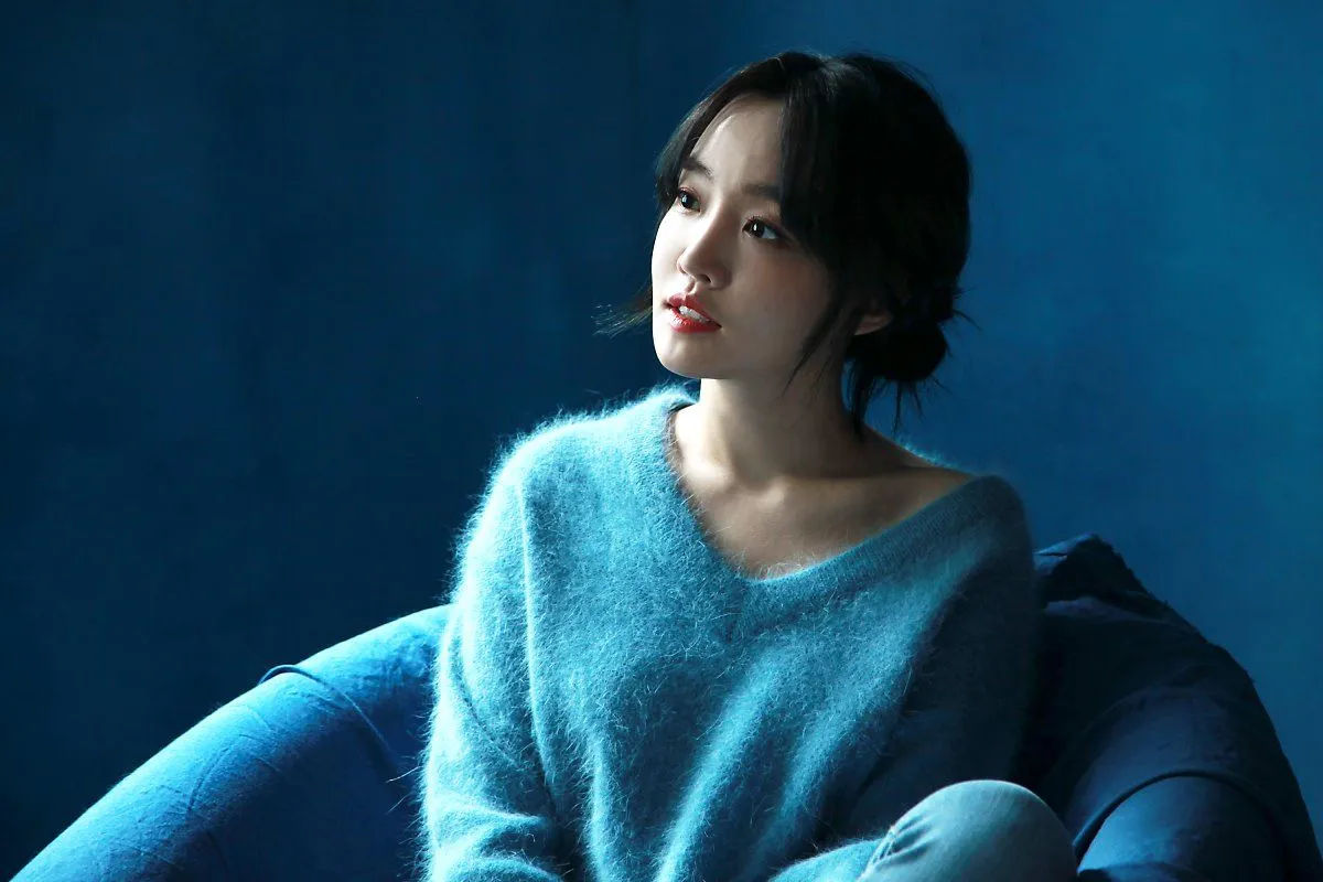 Younha - Airplane Mode