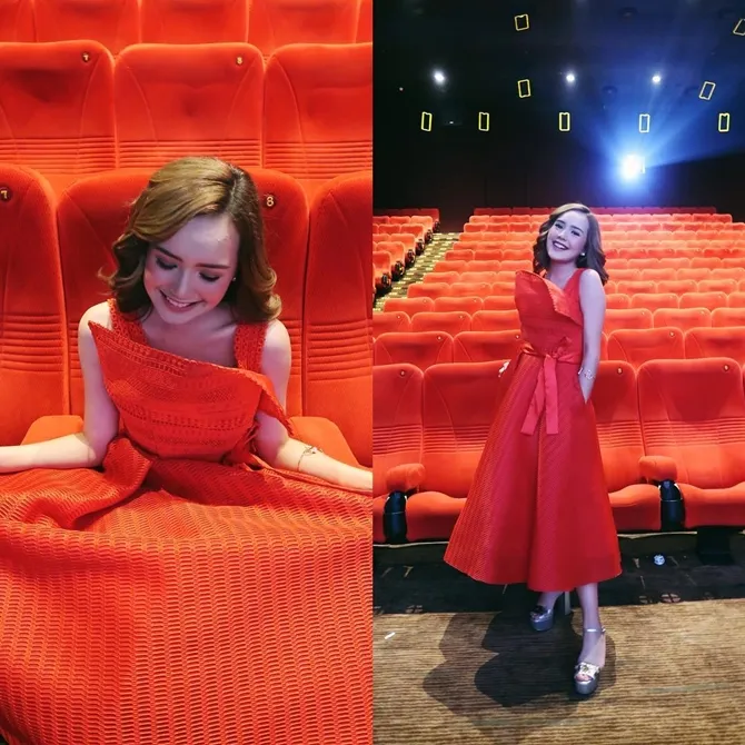 Beby Tsabina di acara Gala Premier film 'ROMPIS' © instagram.com/bebytsabina