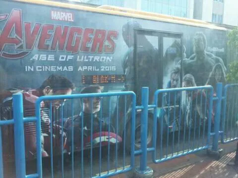 Bus Trans Jakarta juga ikut promosi AVENGERS: AGE OF ULTRON © twitter.com/theavengersindo
