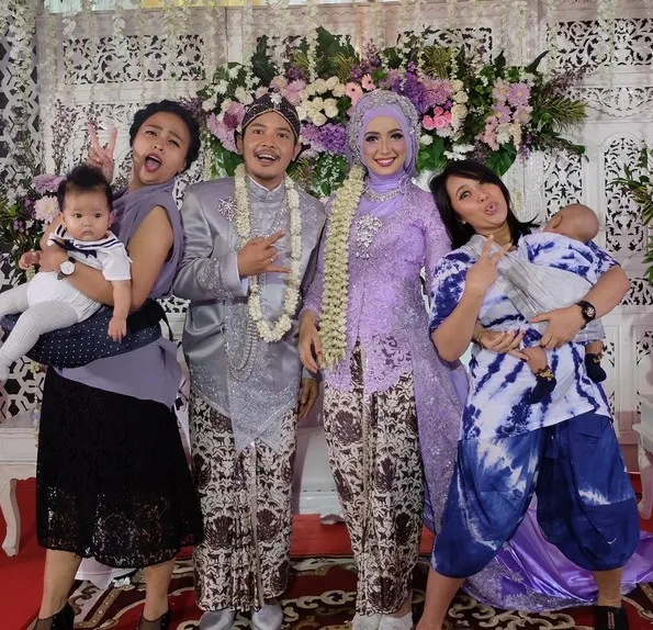 Pernikahan Cella Kotak © Instagram