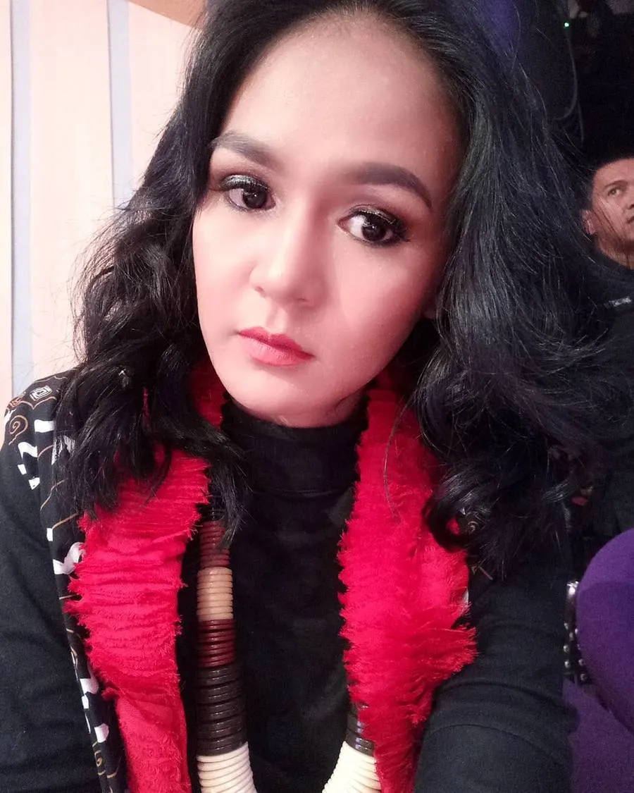 Chaca ungkap alasannya buka hijab © Instagram.com