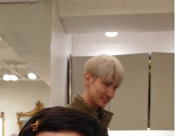 Changmin with his surprising blonde hair style this morning, Friday (13/2/2020). Twitter.com/queen_elsaY