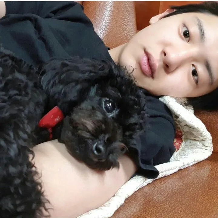 Chanyeol dan Toben © instagram.com/tobenstagram