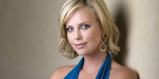 Charlize Theron 