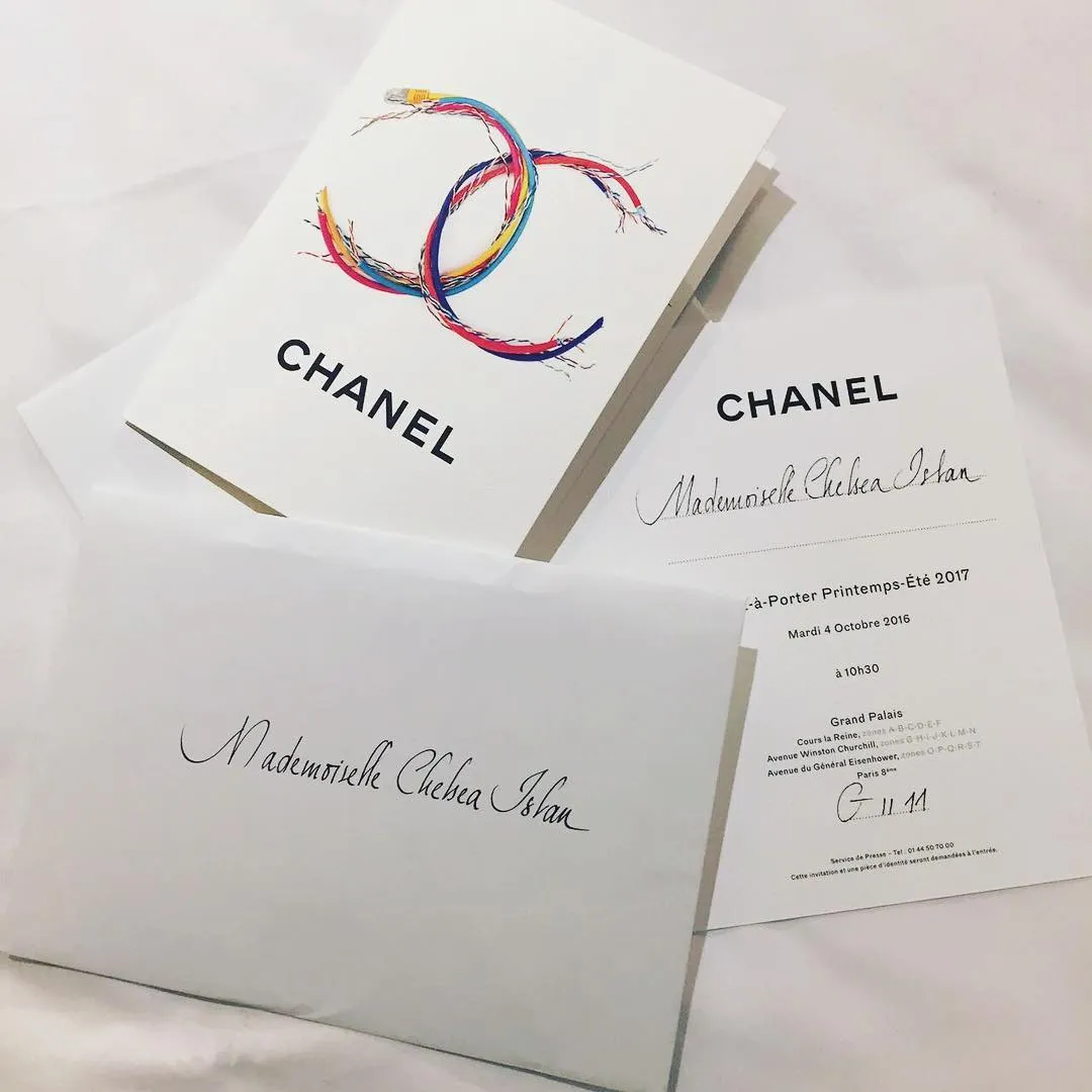 Chelsea diundang sebagai perwakilan Chanel di PFW 2016 © Instagram/chelseaislan