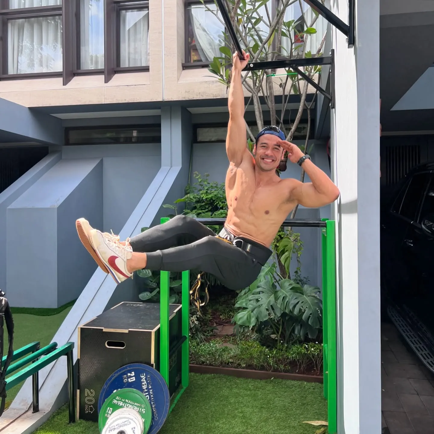 Chicco Jerikho pamer 'playground' baru (© instagram.com/chicco.jerikho)