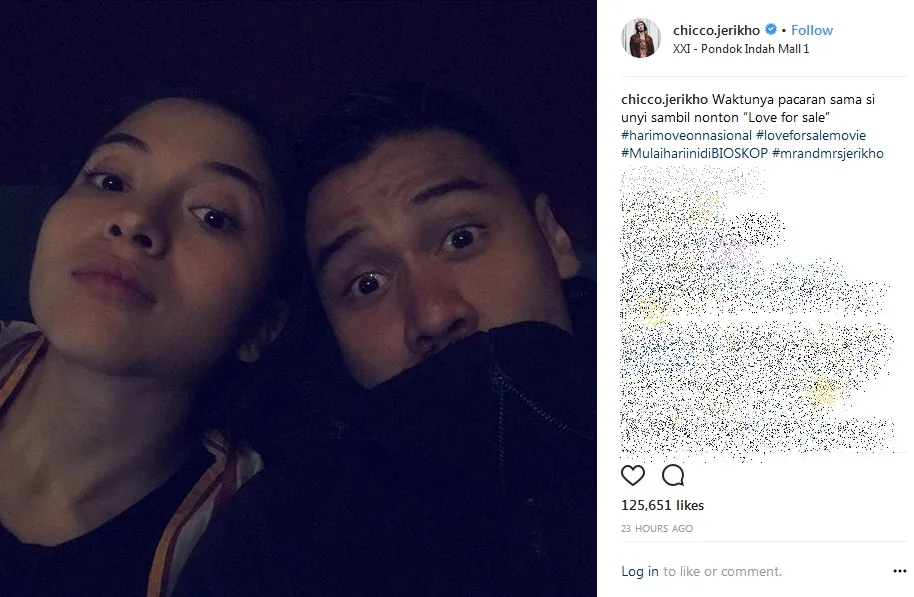 Momen manis pacaran Chicco dan Putri nonton bareng. Credit: via instagram.com/chicco.jerikho
