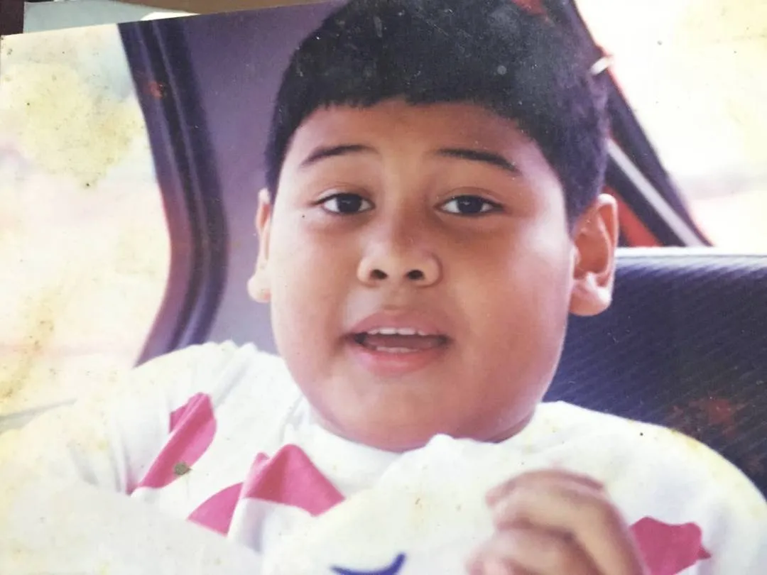 Foto masa kecil Chicco Jerikho yang cukup berbeda dari penampilannya saat ini © instagram.com/riodewanto