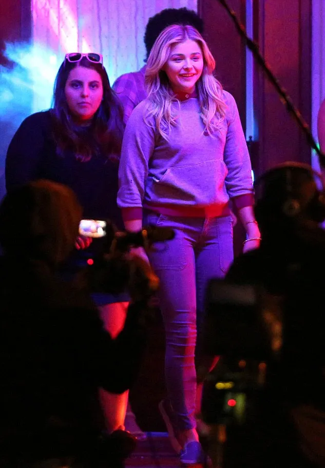 Chloe Moretz syuting film barunya © Dailymail.co.uk