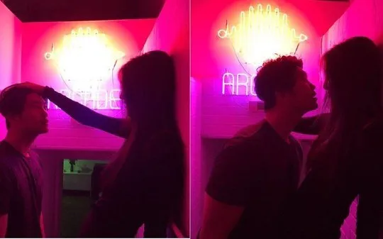 Foto intip Choi Sulli dan Choiza Dynamic Duo. ©soompi.com