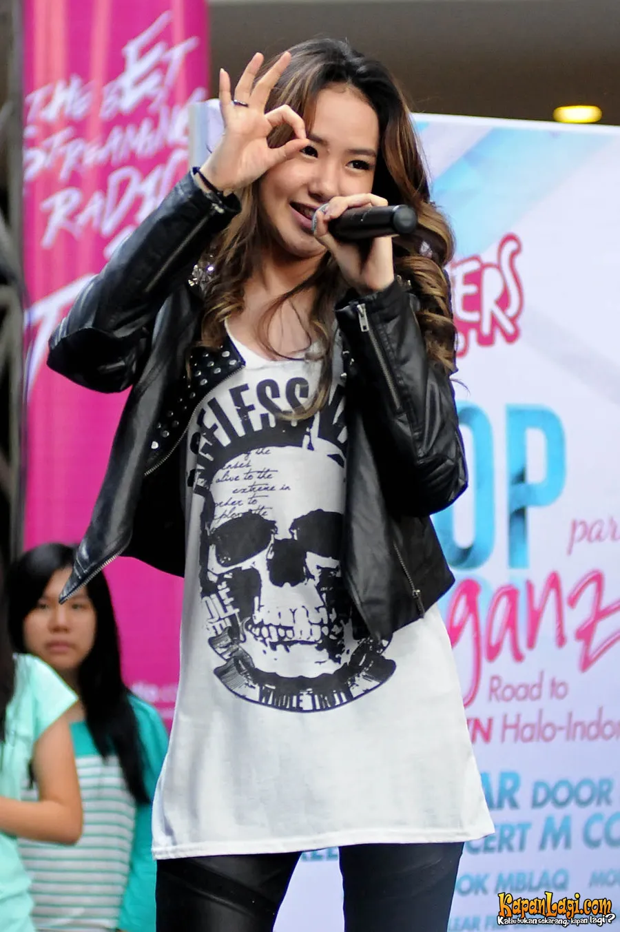Chereen sempat tampil di ajang K-Pop Vaganza Tribute to M-Countdown.