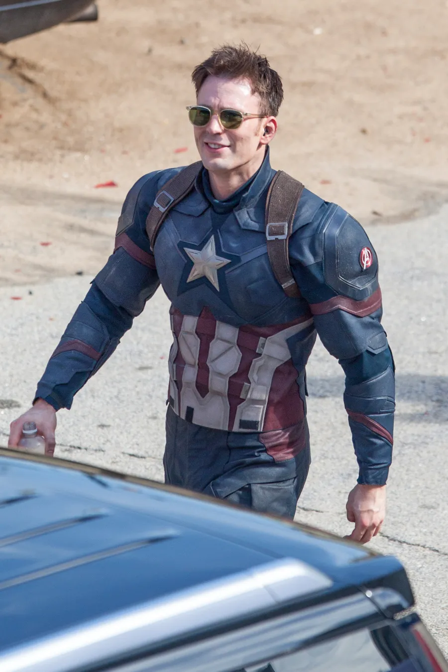 Chris Evans bilang Captain America tak tahu cinta © splashnews.com