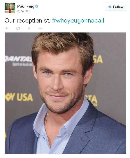 Paul feig mengumumkan keikutsertaan Chris Hemsworth di GHOSTBUSTER. Jadi resepsionis ganteng © twitter/paulfeig