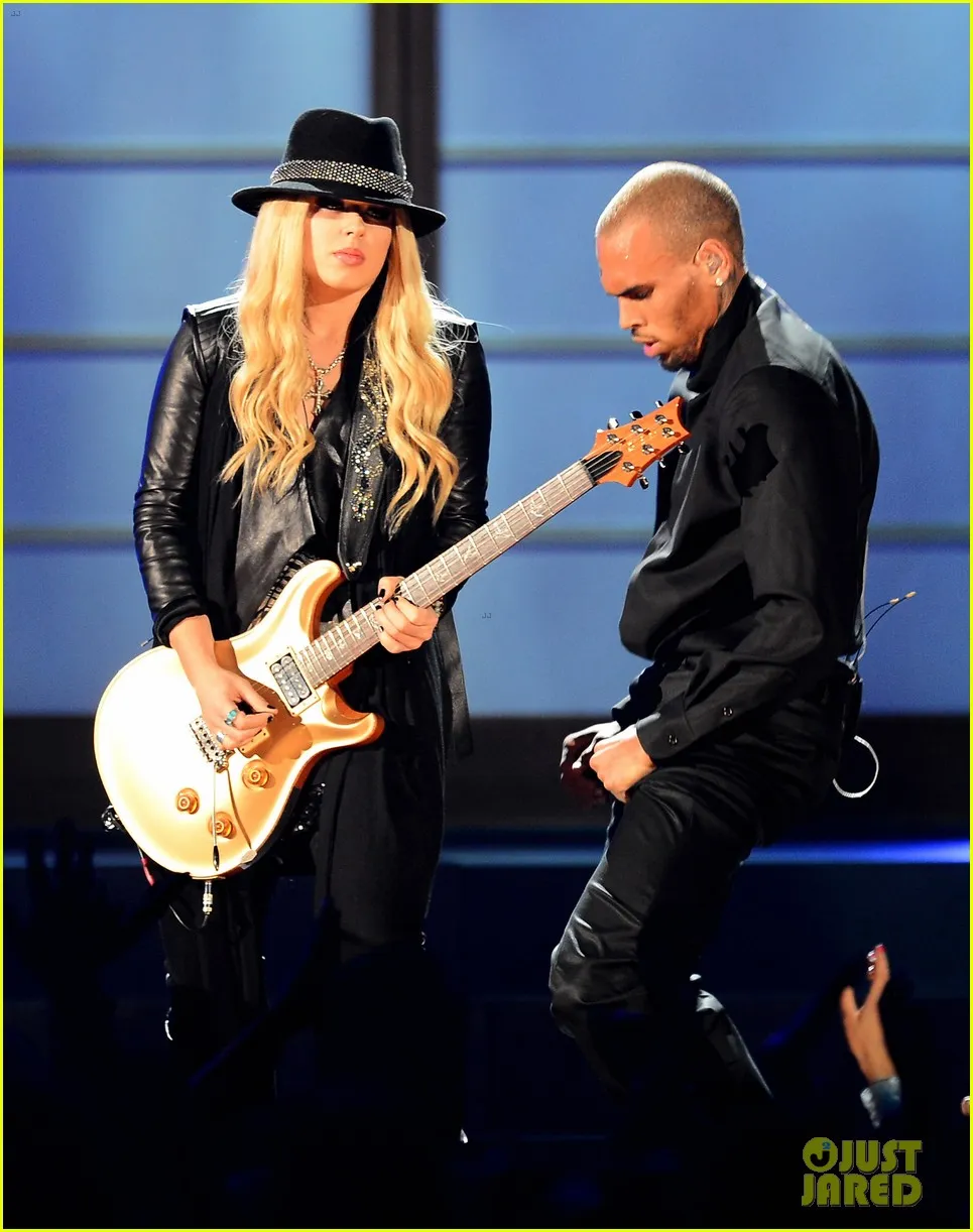 Indonesia menjadi negara pertama yang dituju Chris Brown di Asia. ©just jared