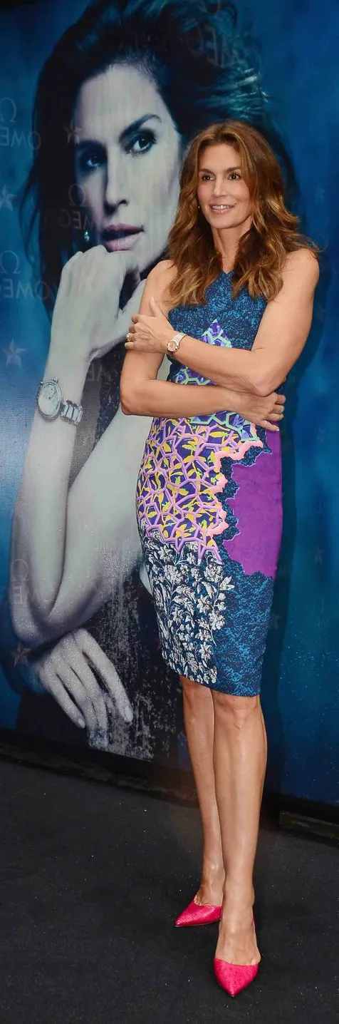 Cindy selalu memperhatikan perkembangan buah hatinya © Splashnews.com