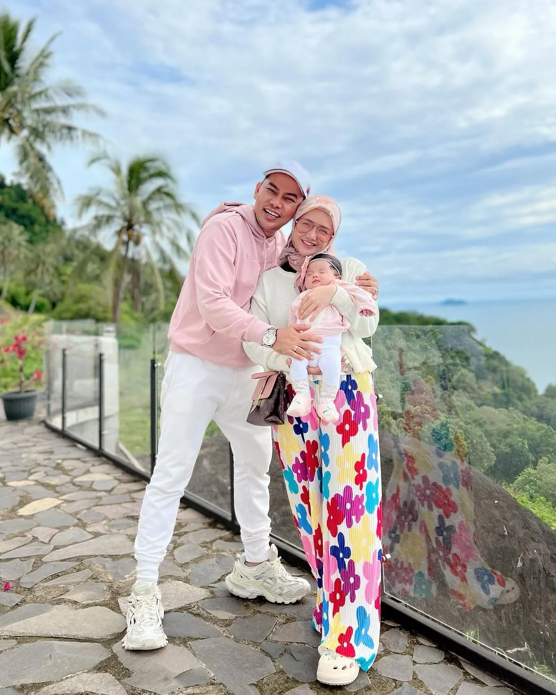 instagram.com/rofikohisnaini_real