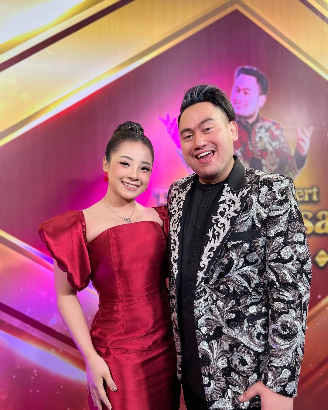 instagram.com/findiartika_official