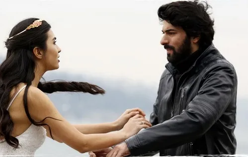 Elif dan Omer bertemu karena kasus yang sama ©tvOne