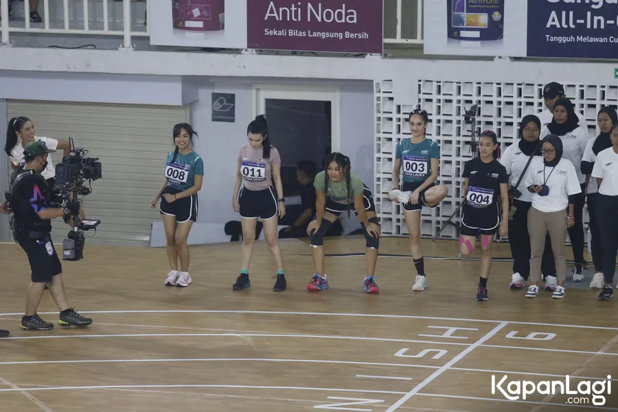 Cinta Laura Tidak Meremehkan Lawan dengan Serius Berlari / Credit Foto: KapanLagi.com/Bayu Herdianto