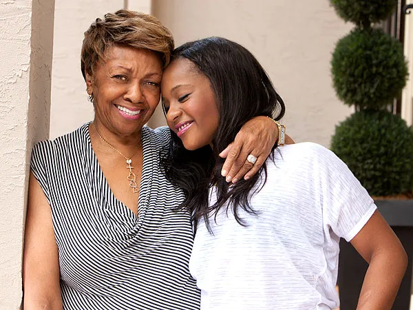 Cissy Houston dan cucu kesayangannya/©people.com