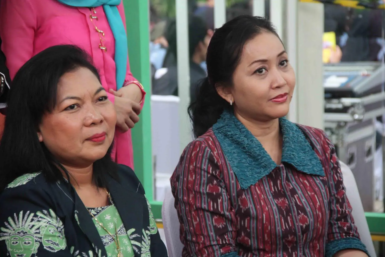 Ida Subaedah dan Clara Sinta Rendra | Foto: Hendra Gunawan